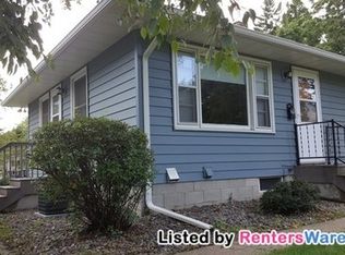 612 E 4th St, Litchfield, MN 55355