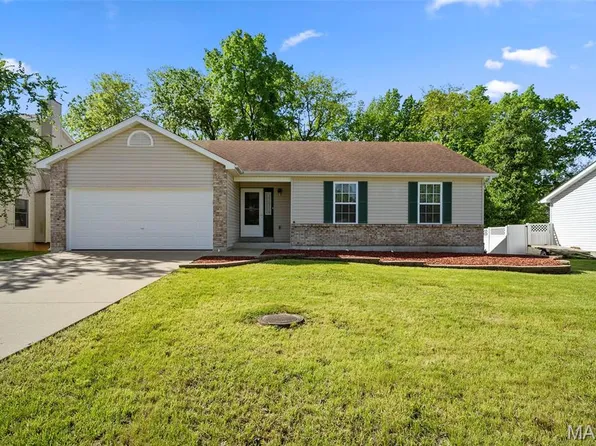 76 Eldorado Dr, Moscow Mills, MO 63362