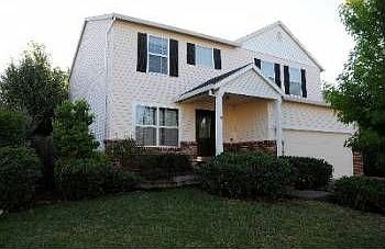 1st image of 227 NE Autumnwood Ter