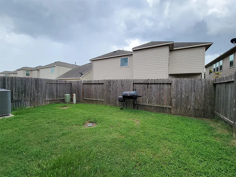 5209 Dauntless Dr — Photo 5