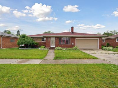 8586 Helen St, Center Line, MI, 48015