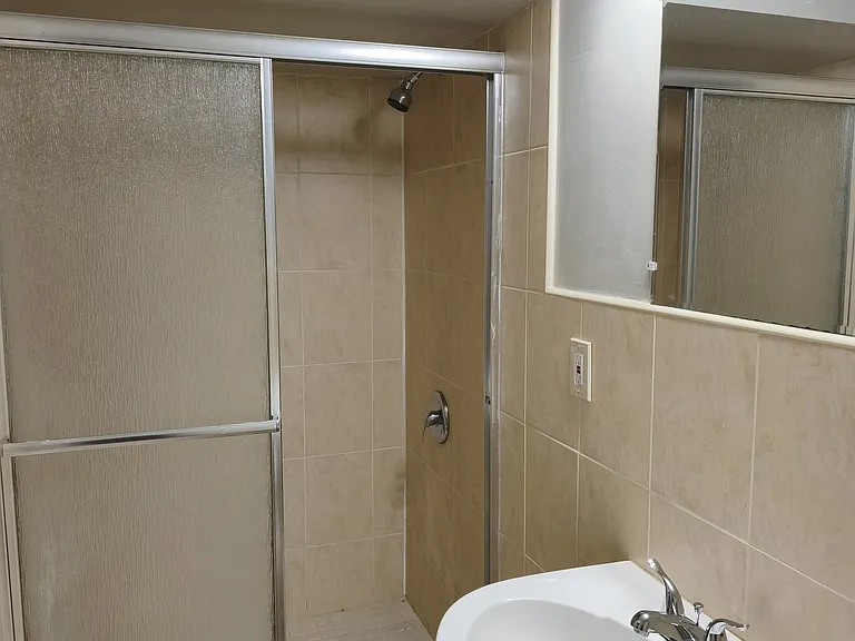 10500 Joyceton Dr — Photo 27