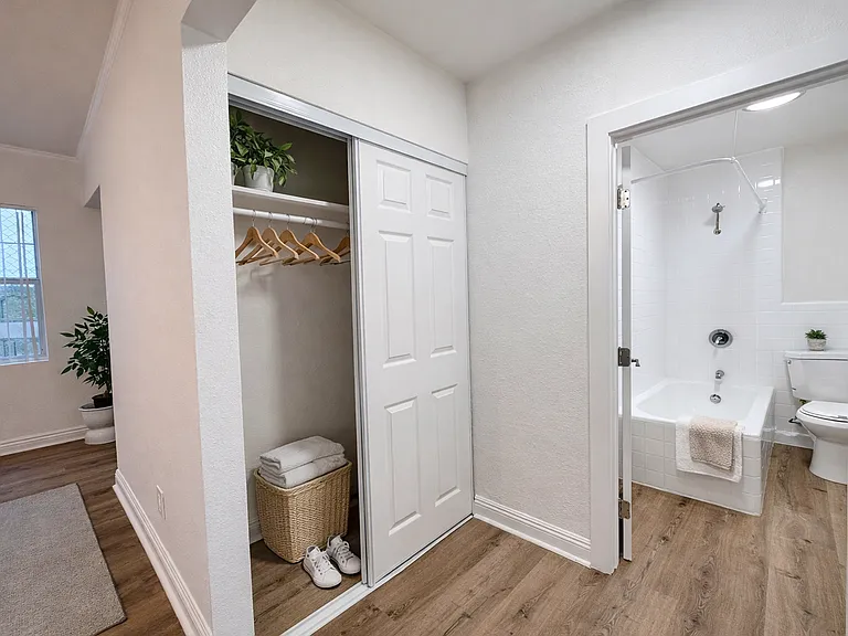1234 N. Berendo — Photo 5