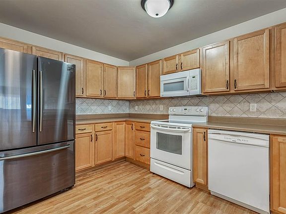 4th image of 1112A Biehl Dr