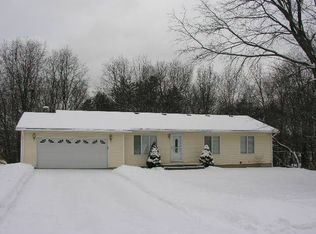 6659 Checkerberry Ln NE, Rockford, MI 49341