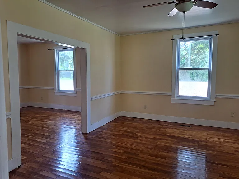 781 Kingsale Rd — Photo 8