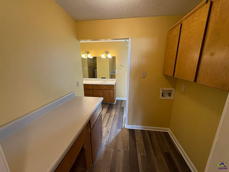 1301 Tucker Rd — Photo 9