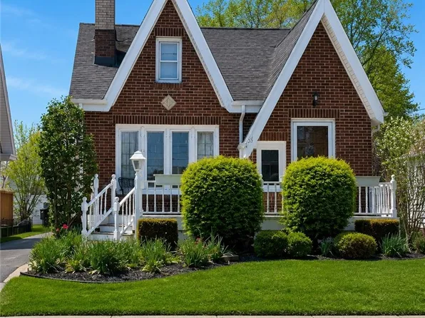 251 Bank St, Batavia, NY 14020