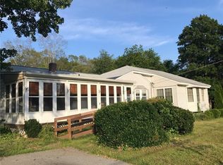 35 Grove Ln, Pascoag, RI 02859