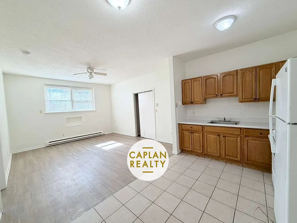 1 bed, $1,325 — Photo 2