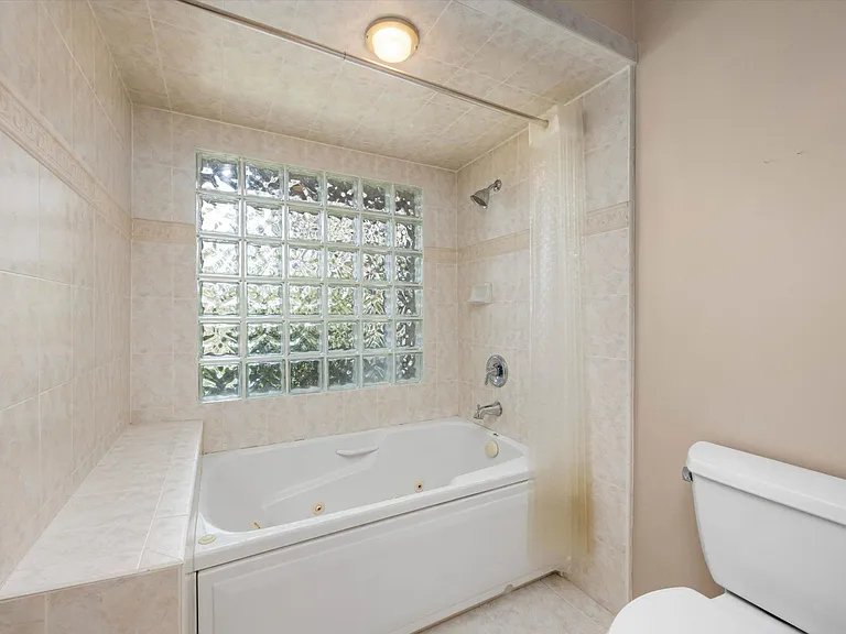7808 Selkirk Dr — Photo 19