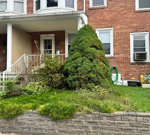 2nd image of 106 Delaware Ave