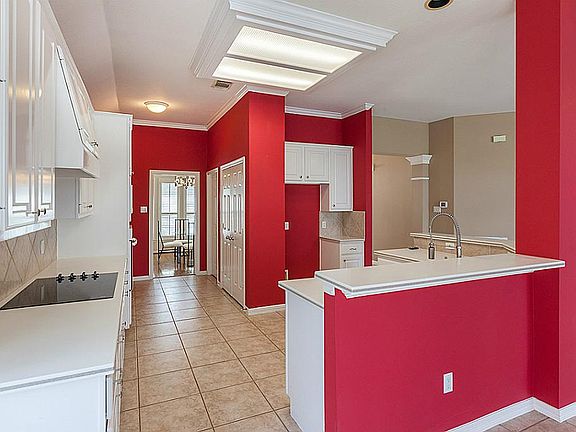 4th image of 8814 Chipping Rock Dr
