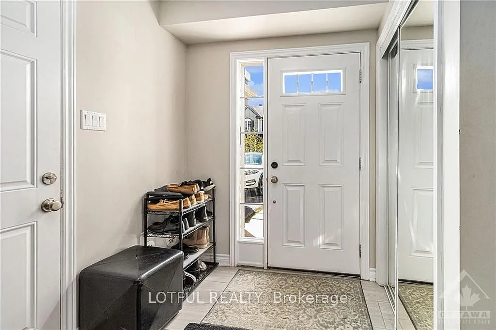 2 bed, $2,350 — Photo 4