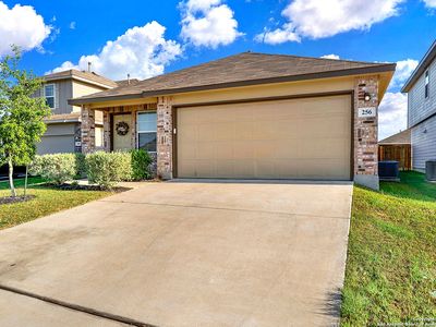 256 Middle Green Loop, Floresville, TX, 78114