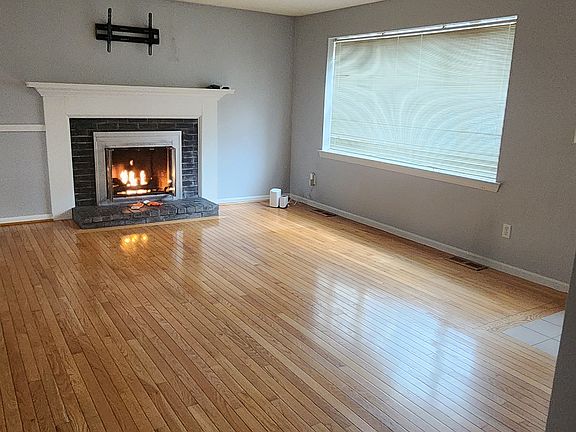 4th image of 5 Anthonys Way