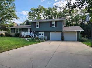 1768 Old Manor Rd, Emporia, KS 66801