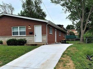 4126 Jane Ave #1, Saint Ann, MO 63074
