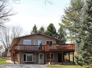 203 Lakeside Dr, Dixon, IL 61021