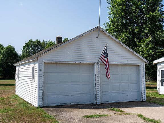 4th image of 6285 W Main St