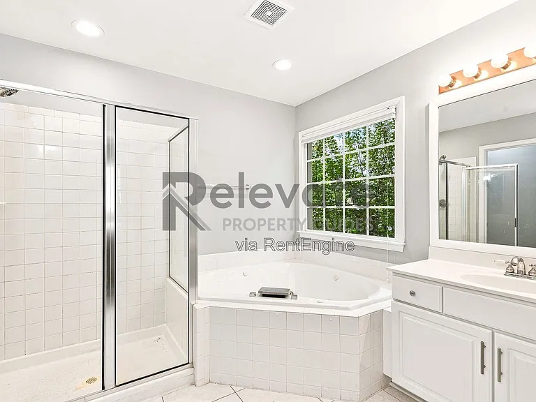 10927 Rickey Ct — Photo 16