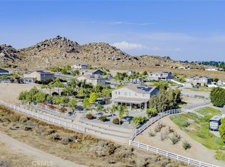 17465 Fairbreeze Ct, Riverside, CA 92504