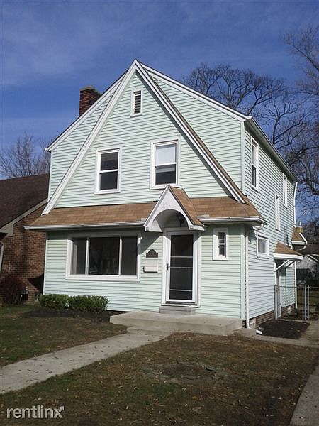 Exterior - Front of House