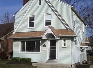 1118 Dover Rd, Pontiac, MI 48341