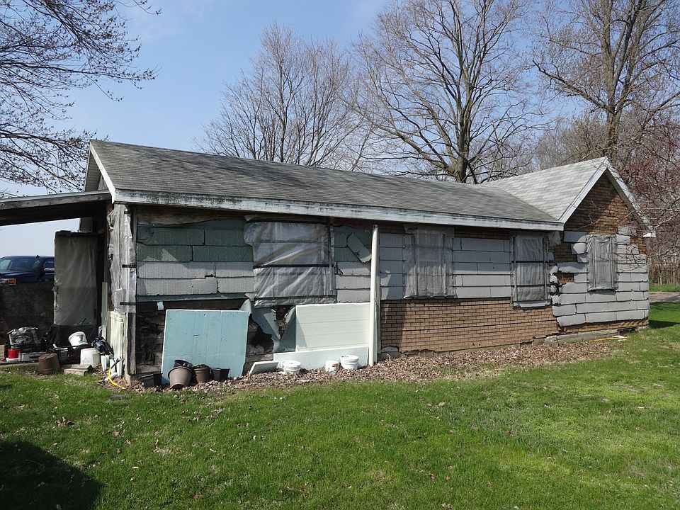2nd image of 1315 Chestnut St