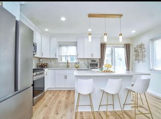36 Lucy Loop FLOOR 2, Staten Island, NY 10312