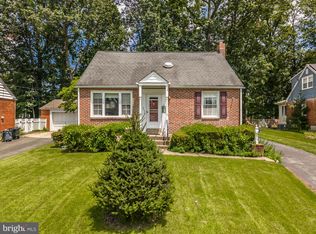 313 Merrybrook Dr, Havertown, PA 19083