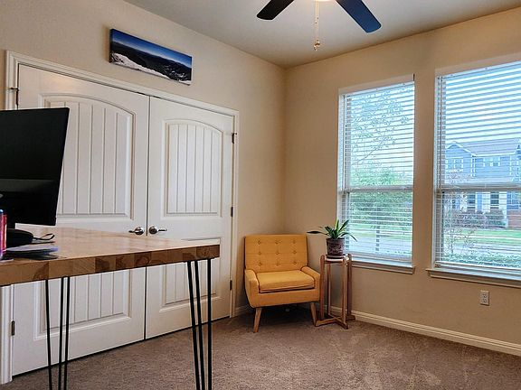 First floor guest room or office