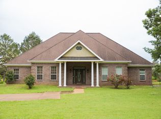 1103 Steele Rd, Starkville, MS 39759
