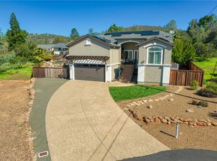 19152 Colt Ct, Hidden Valley Lake, CA 95467