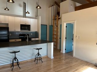 430 SW 6th St #4, Redmond, OR 97756