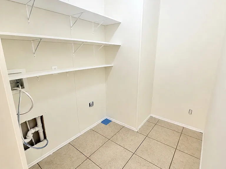 54057 Dornbush Rd — Photo 6