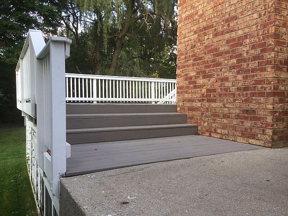 5th image of 1935 Gentian Dr SE