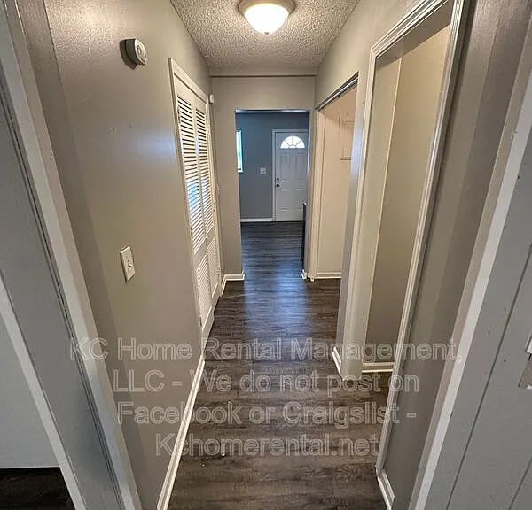 9215 E 54th St — Photo 19