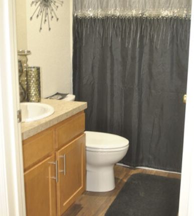 2nd image of 805 N 6th St