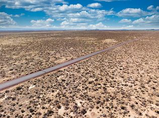 90305 Lost Forest Ln, Christmas Valley, OR 97641