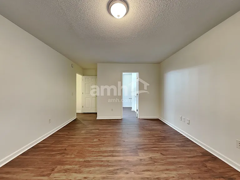 20 Carlisle Ln — Photo 9