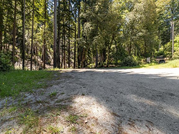 3rd image of 17 Branson Ranch Rd