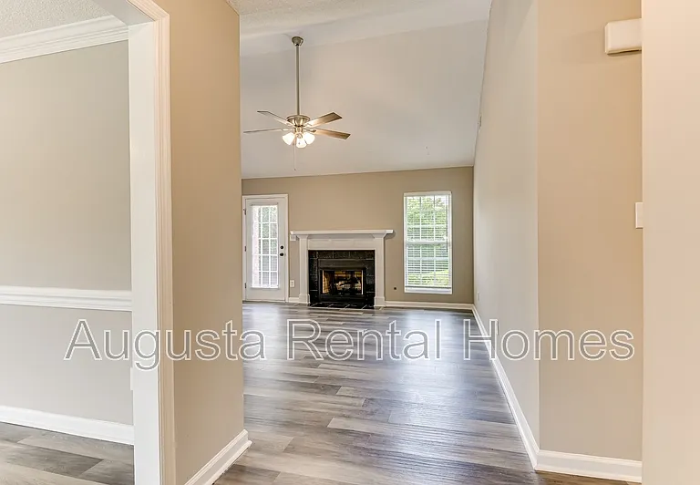 4416 Hatteras Dr — Photo 7