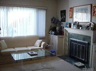 2626 Mount Ave, Oceanside, NY 11572