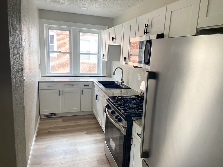 4275 Ellenwood Ave #4 — Photo 4
