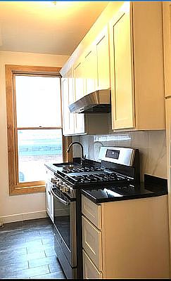 2nd image of 401 Washington Ave APT 3A