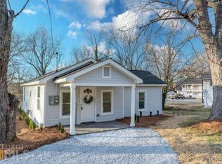 1104 N Wall St, Calhoun, GA 30701