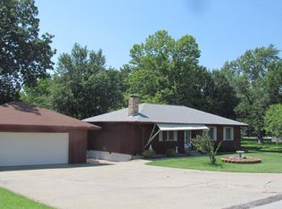 1708 S Main St, El Dorado Springs, MO 64744