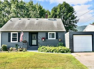 1067 Gilmore Ave, Winona, MN 55987