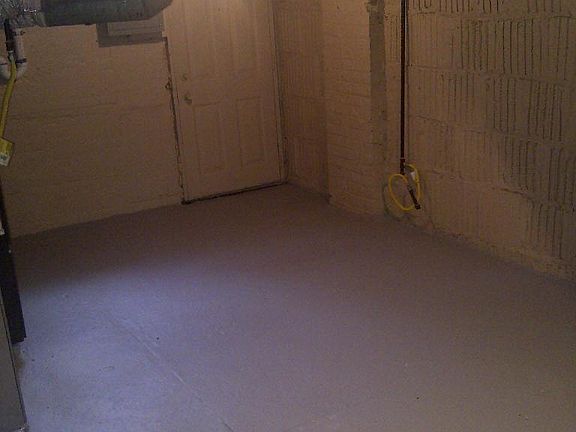 3rd image of 1030 Ironside Rd
